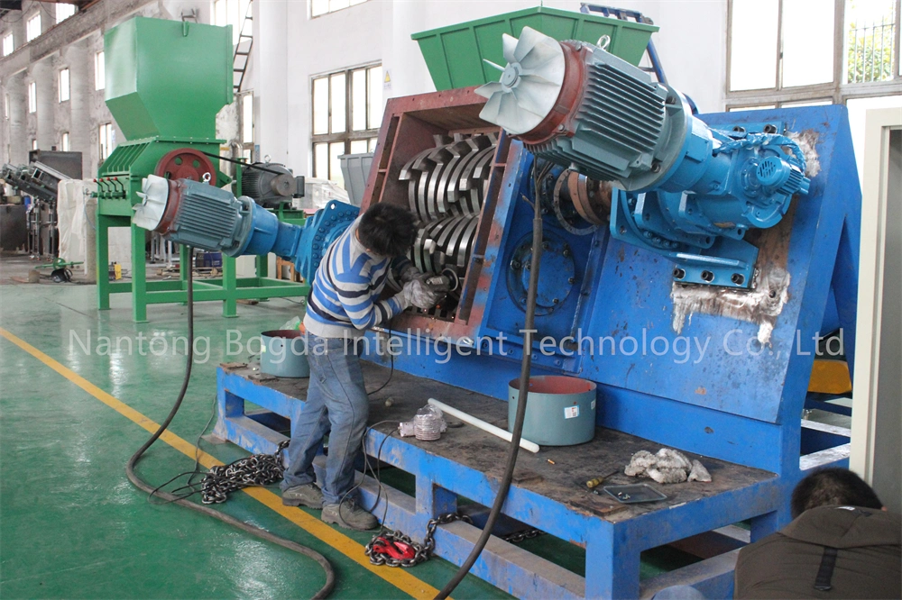 Bogda Plastic Shredder Grinder Crusher Machine for Crushing Separating Metal Recycling Steel Wire Mesh Skeleton PE Plastic Composite Pipe