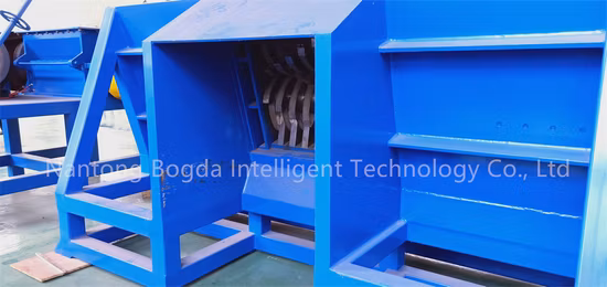 Trituradora trituradora de plástico Bogda, máquina trituradora para triturar, separar el metal, reciclar malla de alambre de acero, esqueleto, tubo compuesto de plástico PE